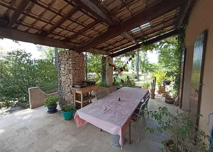 Ferienhaus Maison Provencale Avec Jacuzzi Pierrevert