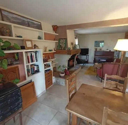 Maison Provencale Avec Jacuzzi Ferienhaus Pierrevert