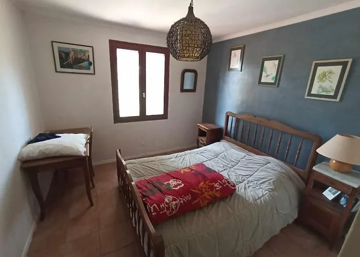 Maison Provencale Avec Jacuzzi Ferienhaus Pierrevert