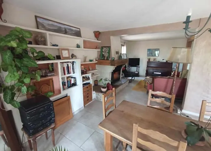 Maison Provencale Avec Jacuzzi * Pierrevert